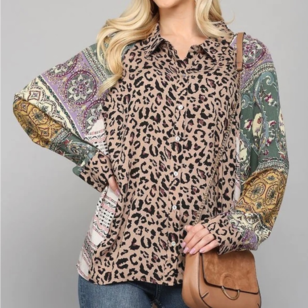 GIGIO PRINTED MIXED LOOSE BUTTON DOWN TOP ANIMAL PRINT PATCHWORK‎ SMALL.A75